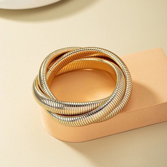 Twist Cuff Bangle chic trendy classic - Picture 2 of 2